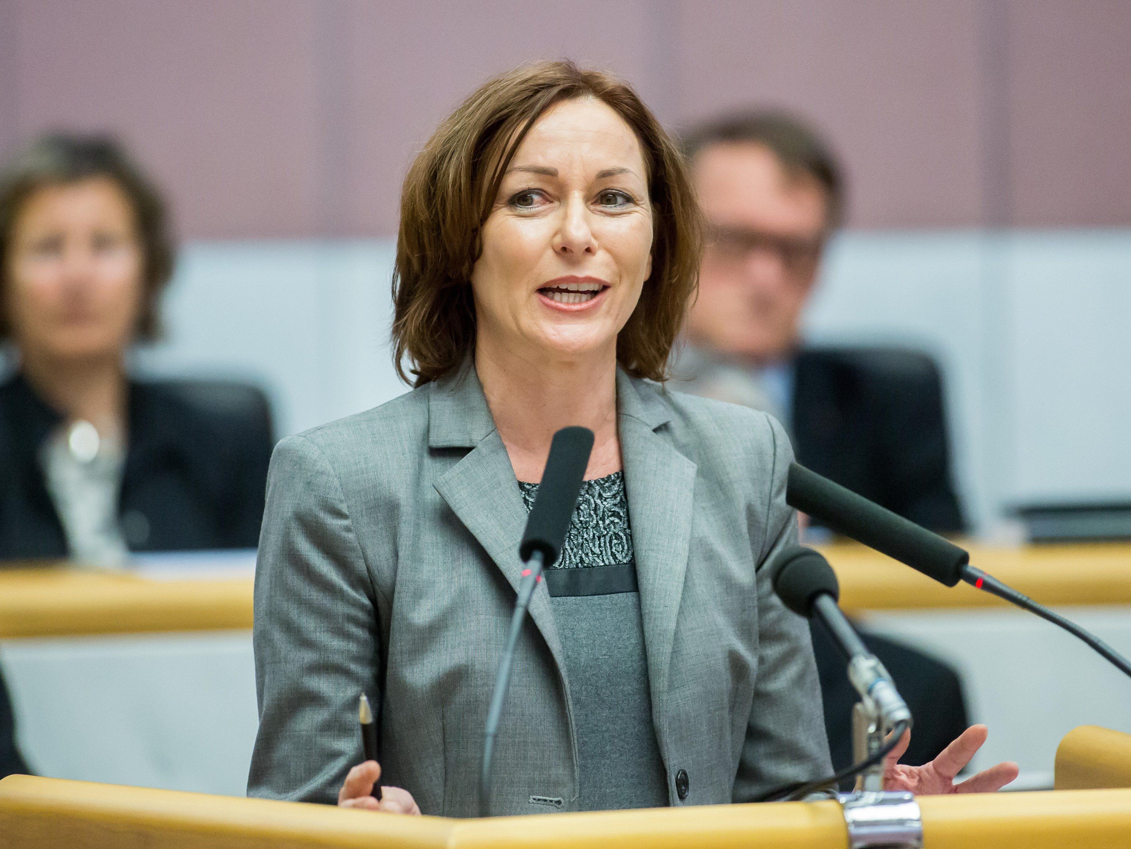 Martina Rüscher folgt Alt-Landesrätin Greti Schmid als Leiterin des ÖVP-Frauenbundes nach.