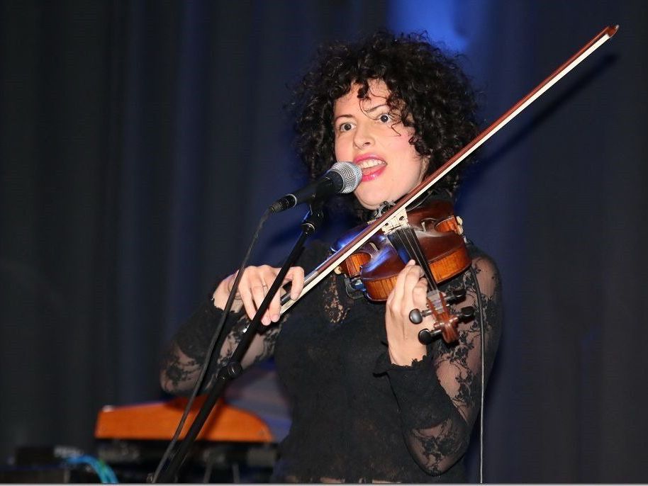 Für Liebesgefühle sorgte die Musikgruppe Ganes im Alten Kino Rankweil. Für Liebesgefühle sorgte die Musikgruppe Ganes im Alten Kino Rankweil.