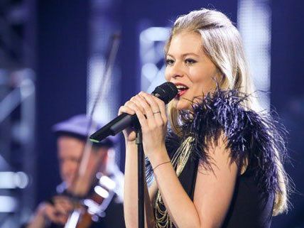 Auch Zoe wird im Chaya Fuera auf der Bühne stehen. Auch Zoe wird im Chaya Fuera auf der Bühne stehen.