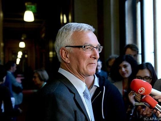 Podgorschek mit Verweis auf Akten Podgorschek mit Verweis auf Akten