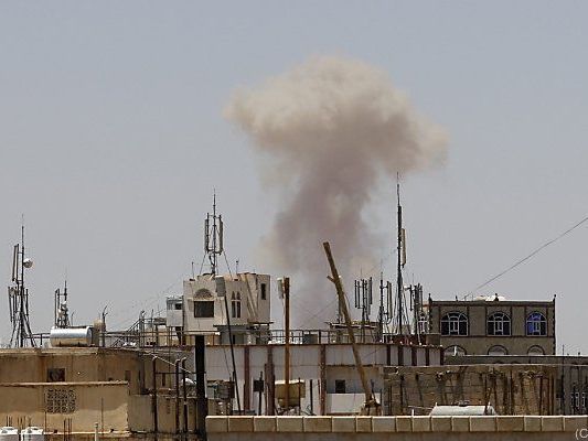 Kämpfe dauern fast vier Wochen an Kämpfe dauern fast vier Wochen an