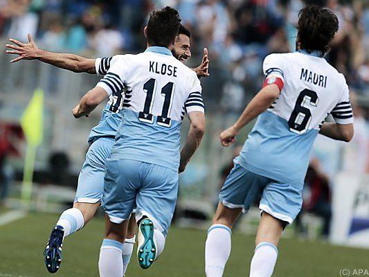 Klose, Candreva, Mauri nach Candrevas Tor zum 3:0 für Lazio