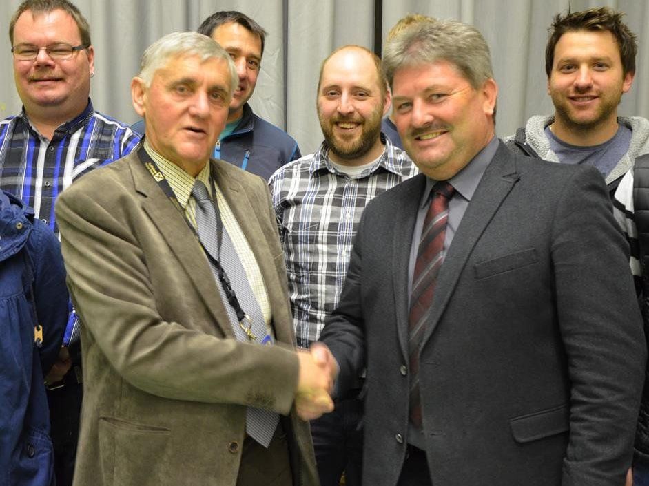 Der Alte und der Neue mit Mandataren luden zur konstituierenden Sitzung Der Alte und der Neue mit Mandataren luden zur konstituierenden Sitzung