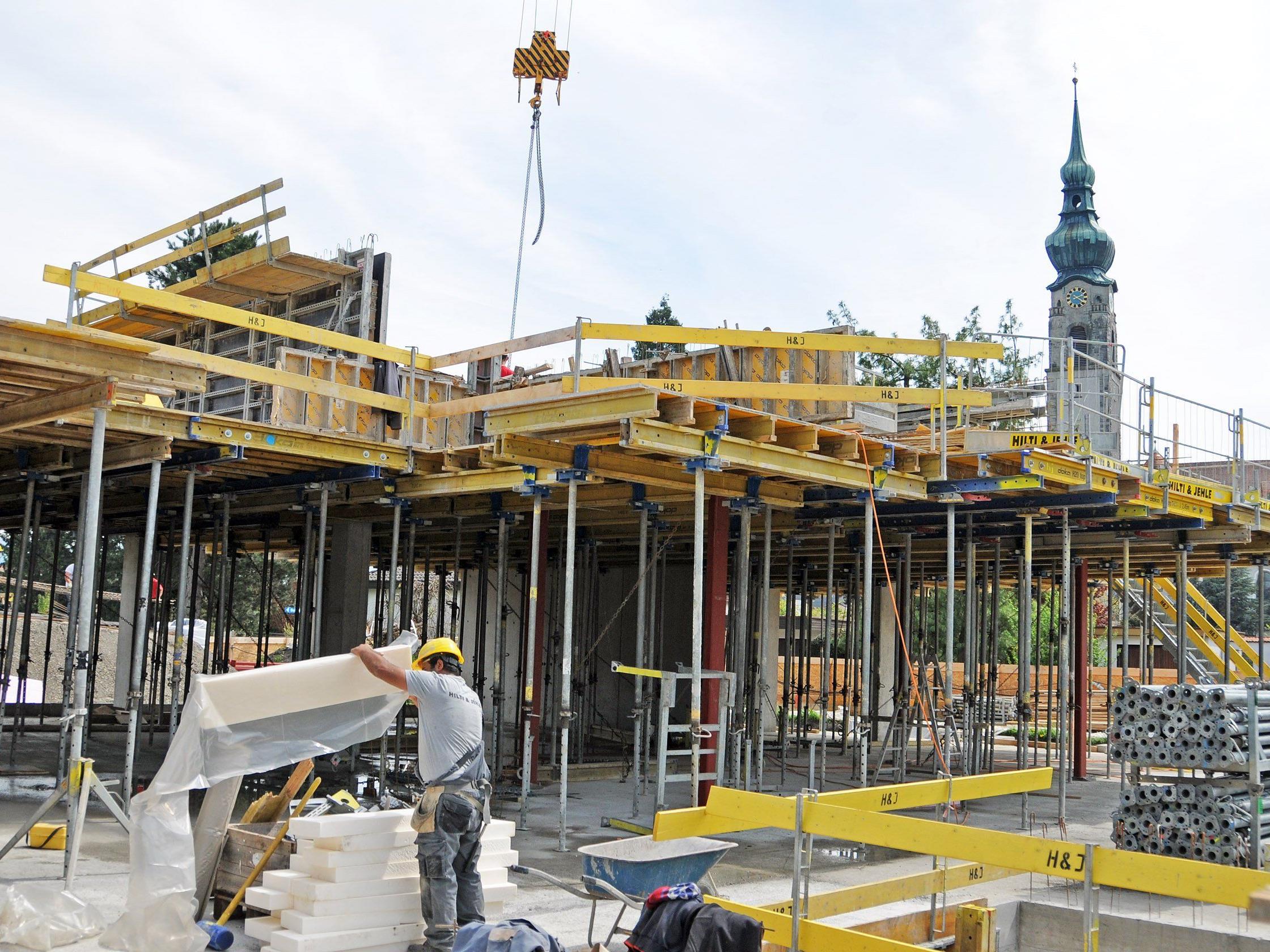 Der Bau des neuen Pflegeheimes Höchst-Fußach liegt im Zeitplan.