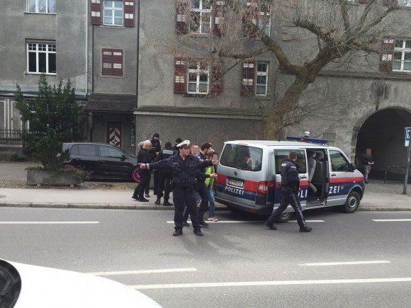 Täter nach Banküberfall in Feldkirch auf Flucht gefasst.
