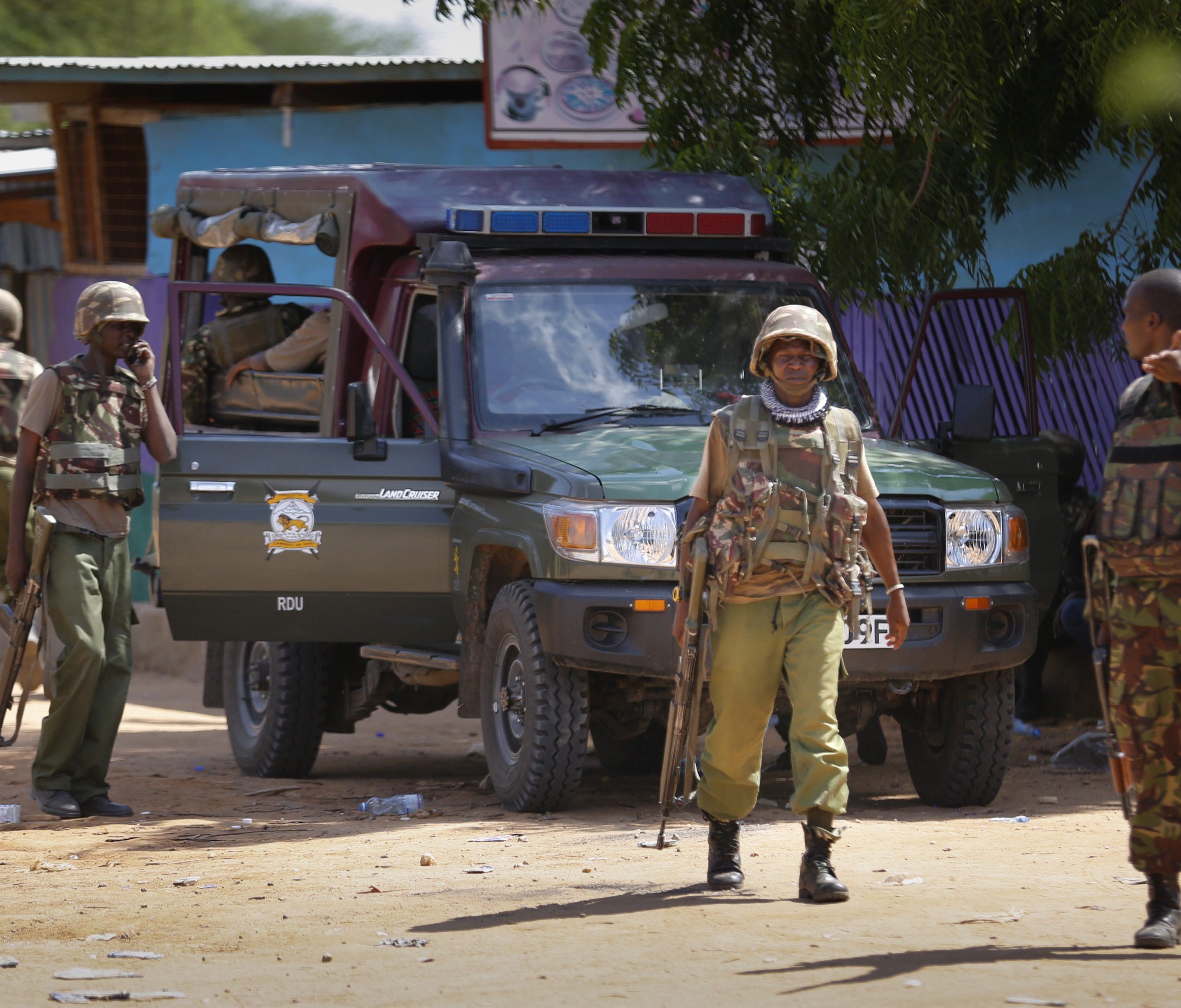 Tote bei Angriff auf Campus in Kenia - Vier Angreifer erschossen. Tote bei Angriff auf Campus in Kenia - Vier Angreifer erschossen.