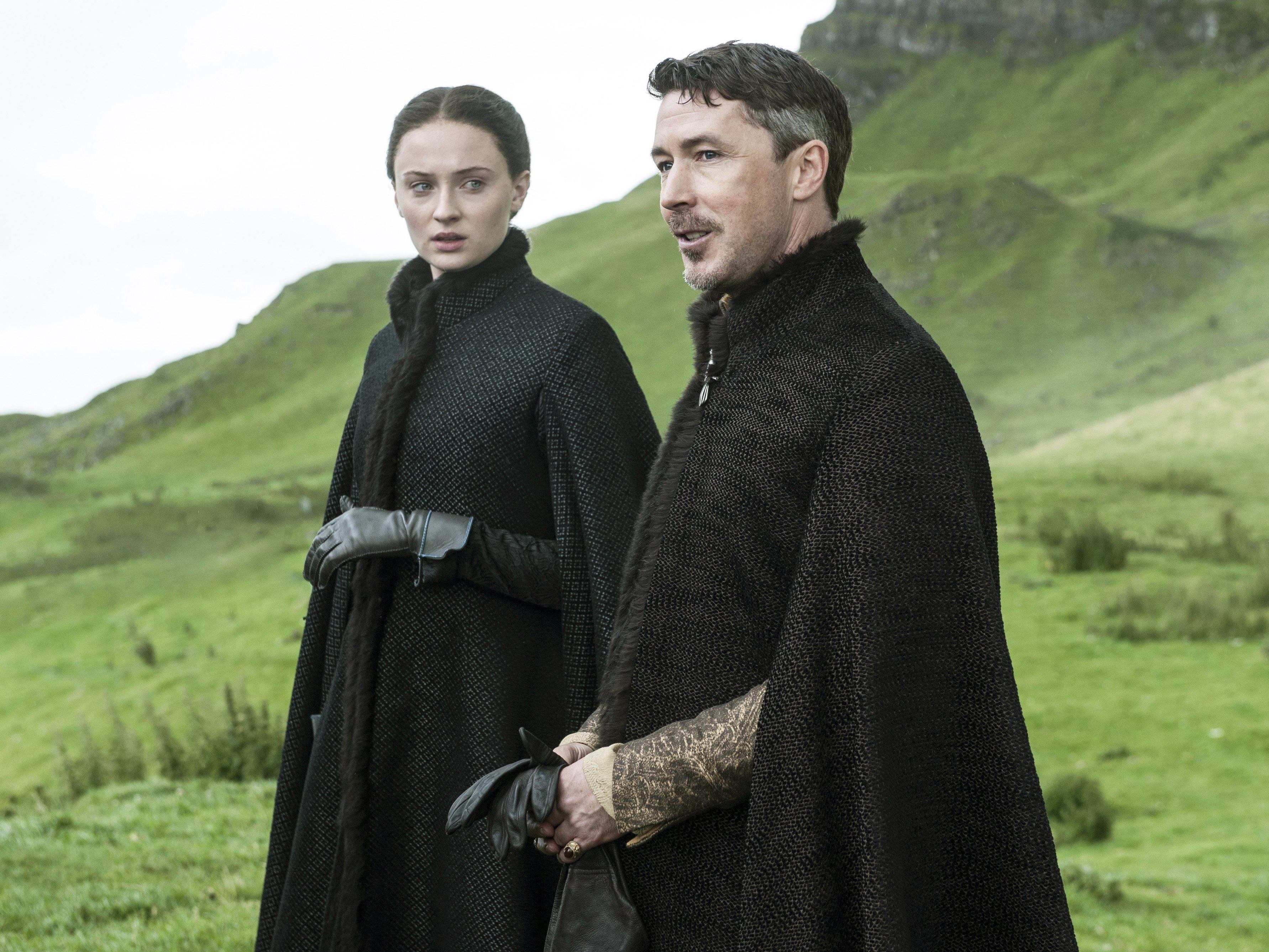 Fan-Unmut über Sansa Stark (gespielt von Sophie Turner). Fan-Unmut über Sansa Stark (gespielt von Sophie Turner).