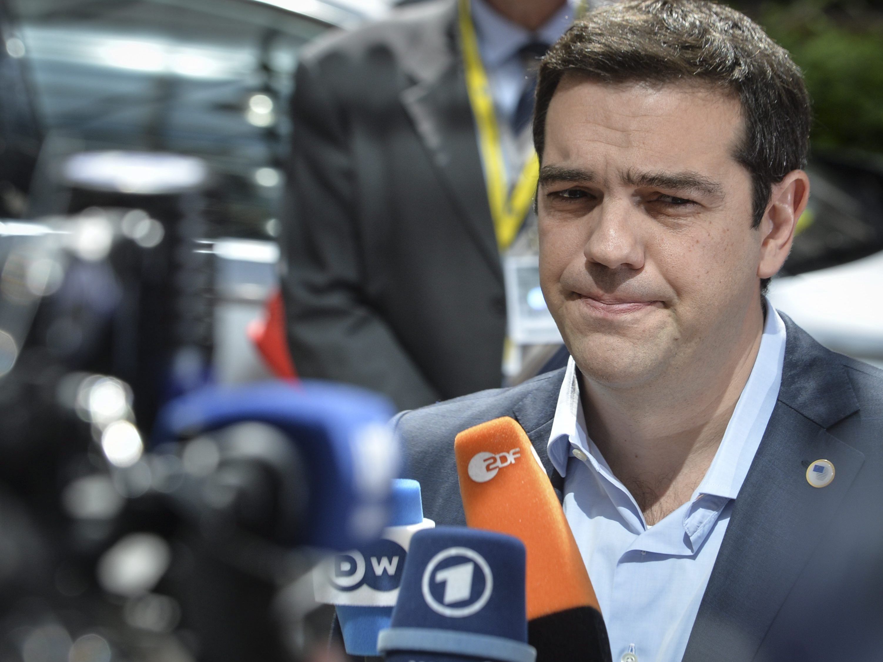 Neuwahlen schloss der Regierungschef aus. Neuwahlen schloss der Regierungschef aus.