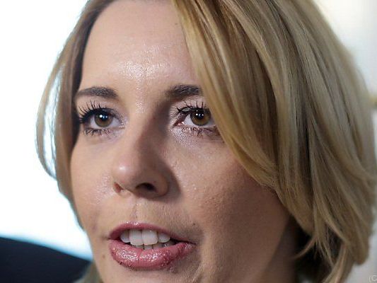 Staatssekretärin Steßl stellte das Modell vor Staatssekretärin Steßl stellte das Modell vor