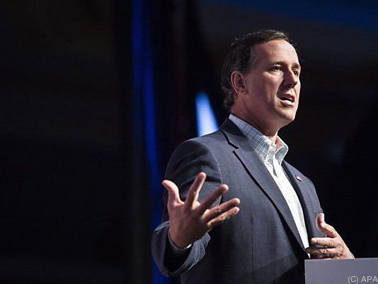 Santorum will es wieder wissen und versucht es "klar und konservativ"
