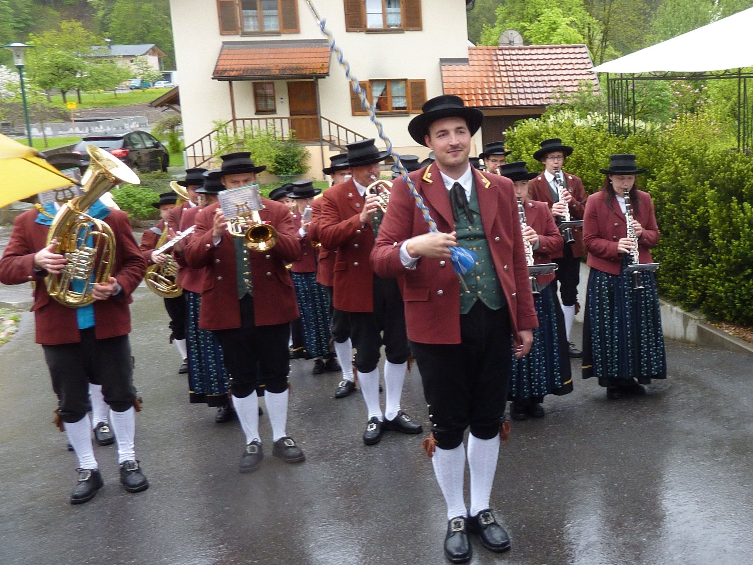 Die Harmoniemusik wird vom neuen Kapellmeister Martin Tasser angeführt Die Harmoniemusik wird vom neuen Kapellmeister Martin Tasser angeführt
