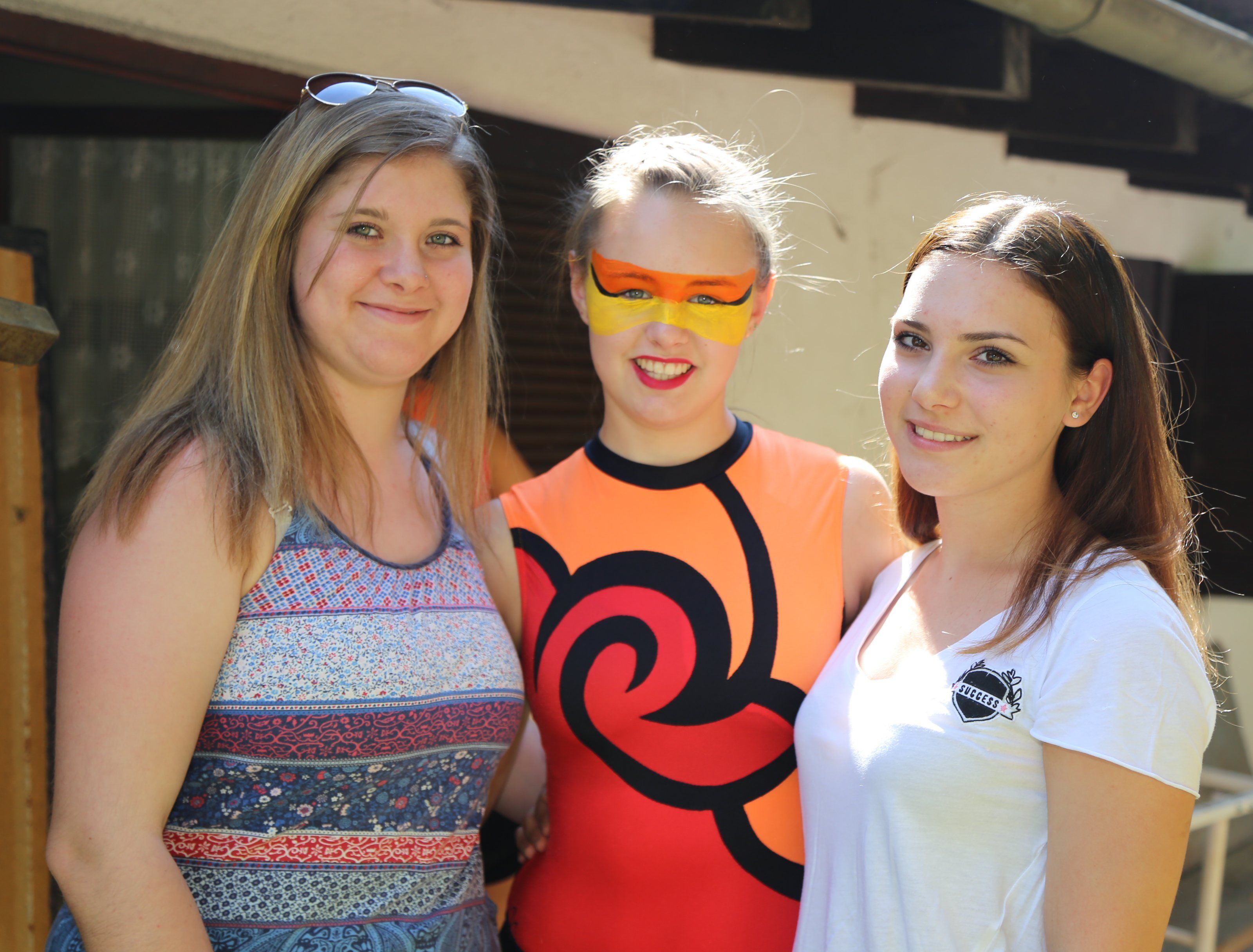 Jana, Julia und Lena freuten sich auf die Gymnaestrada-Show. Jana, Julia und Lena freuten sich auf die Gymnaestrada-Show.