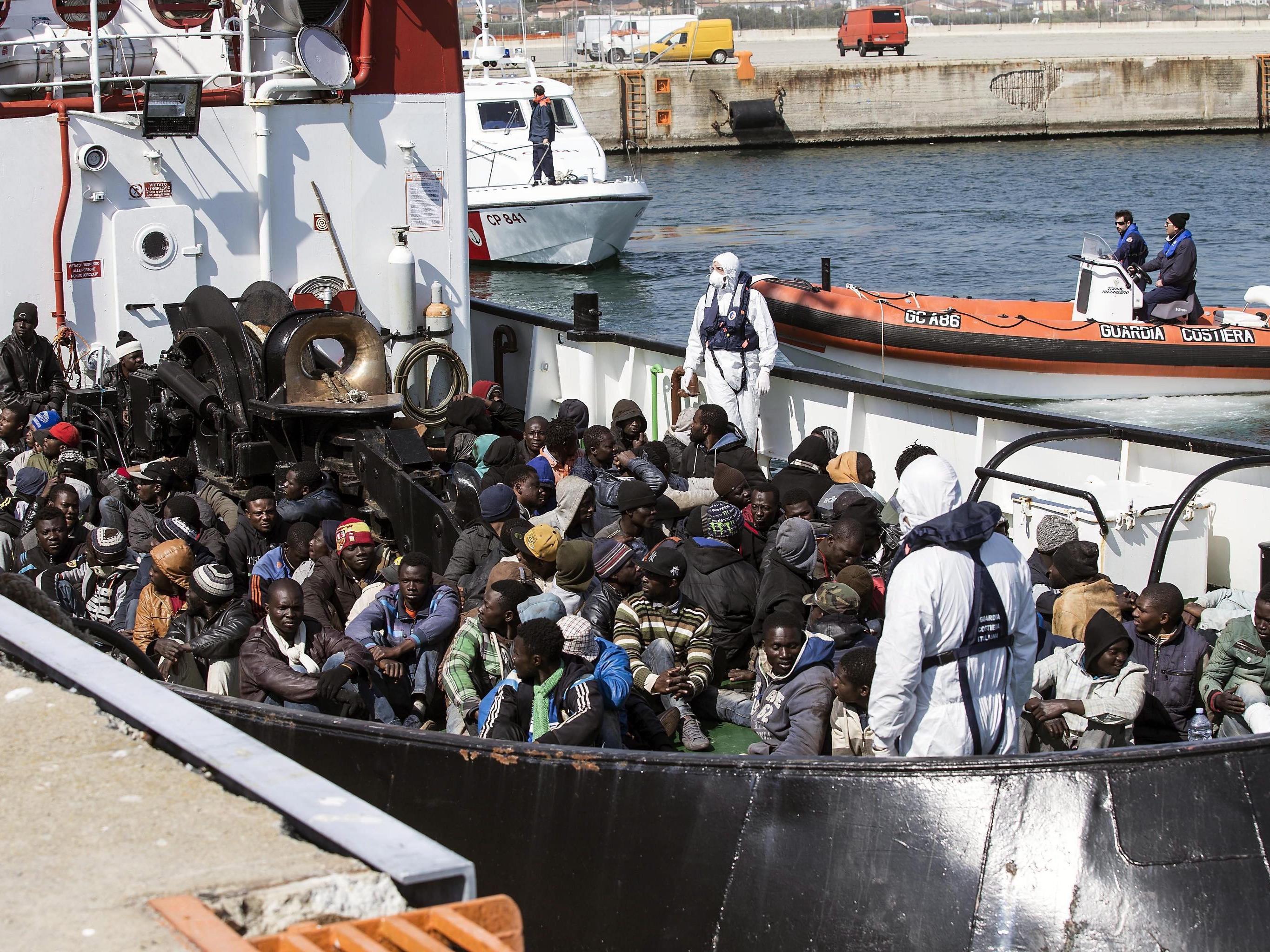 Frontex weitet Rettungseinsatz deutlich aus: Patrouille bis 255 Kilometer vor Sizilien