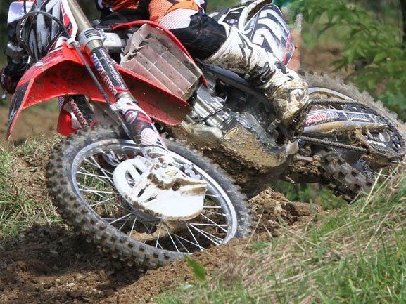 26-Jähriger überschlug sich nach Sprung mit dem Bike mehrfach. 26-Jähriger überschlug sich nach Sprung mit dem Bike mehrfach.