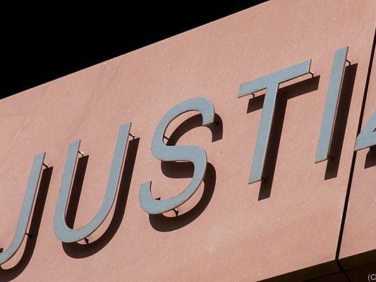 Die Angeklagten erhielten lange Haftstrafen Die Angeklagten erhielten lange Haftstrafen