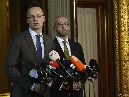 Ungarns Außenminister verteidigte die Entscheidung Ungarns Außenminister verteidigte die Entscheidung