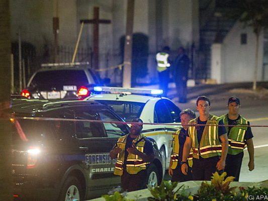 Mann schoss in einer Kirche in Charleston um sich