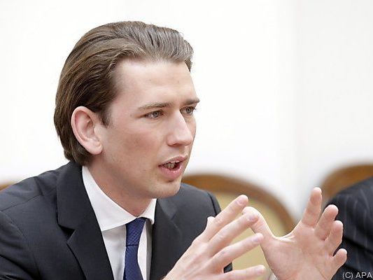 Kurz will Familienbeihilfe auf Höhe der EU-Herkunftsländer Kurz will Familienbeihilfe auf Höhe der EU-Herkunftsländer