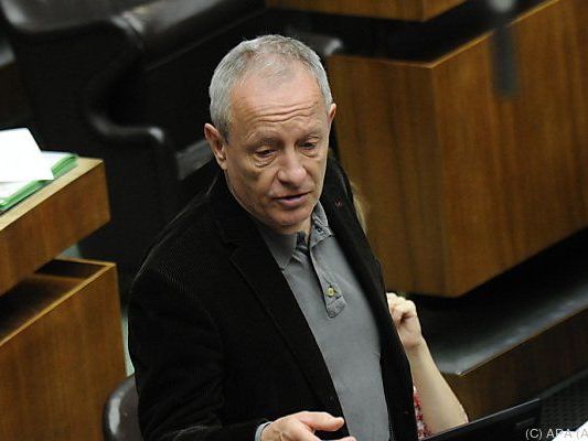 Peter Pilz: "Amerikaner spionierten alle aus" Peter Pilz: "Amerikaner spionierten alle aus"