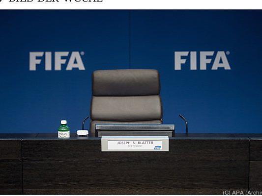 Blatter soll FIFA-Vorsitz sofort abgeben