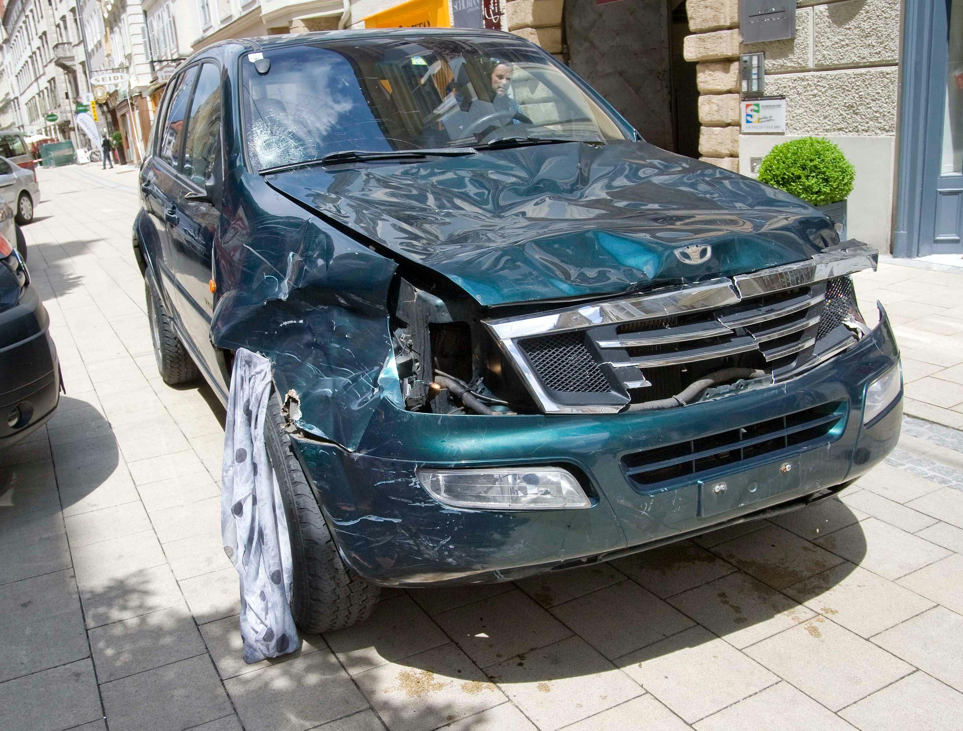 Amokfahrt in Grazer-Innenstadt forderte mindestens zwei Opfer. Amokfahrt in Grazer-Innenstadt forderte mindestens zwei Opfer.