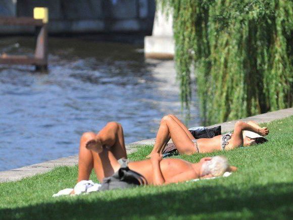 Gewitter möglich, aber vor allem im Bergland - Beste Voraussetzungen f+ür ein sommerliches Wochenende Gewitter möglich, aber vor allem im Bergland - Beste Voraussetzungen f+ür ein sommerliches Wochenende