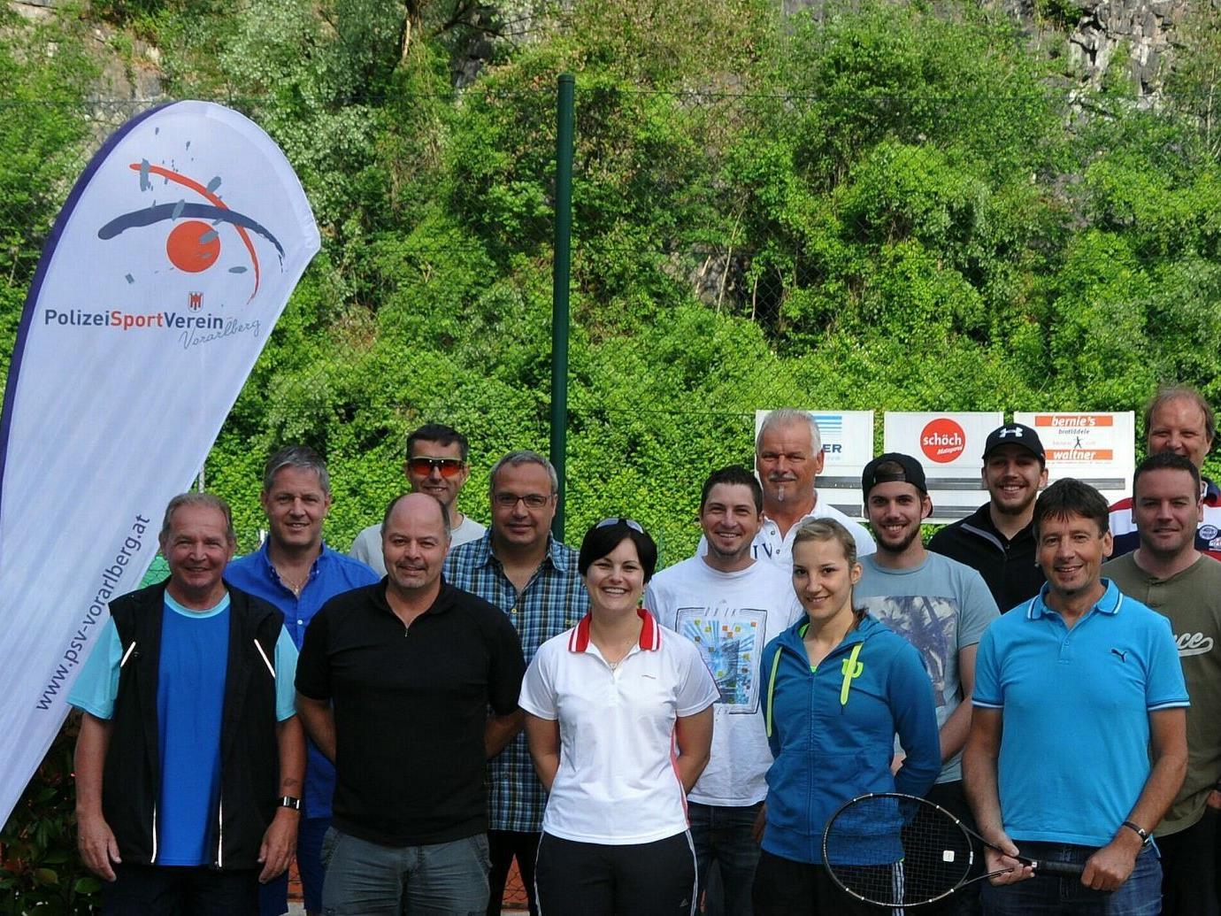 Teilnehmer beim 11. Bezirks Polizei Tennisturnier 2015