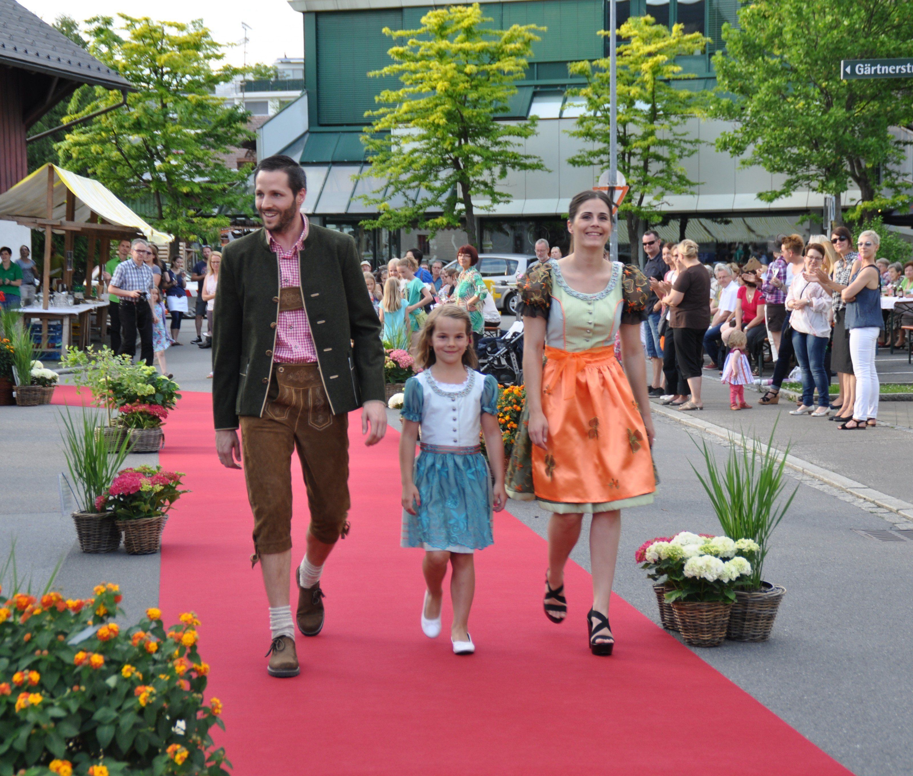 Werk(t)raum präsentierte sich mit einer Modeschau Werk(t)raum präsentierte sich mit einer Modeschau