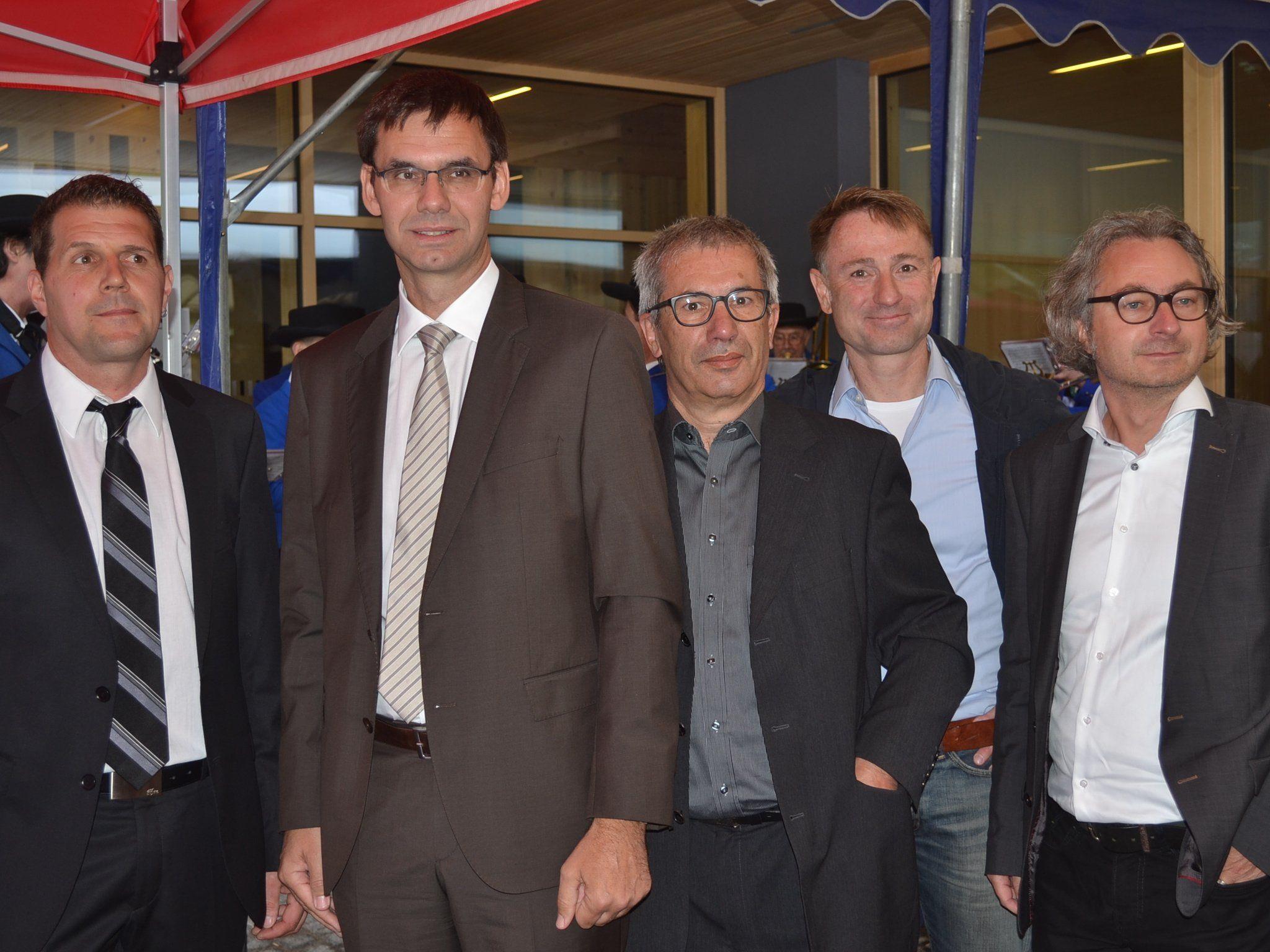 Bgm. Michael Domig, LH Markus Wallner sowie die Architekten Bruno Spagolla, Christian Zottele und Markus Malin.