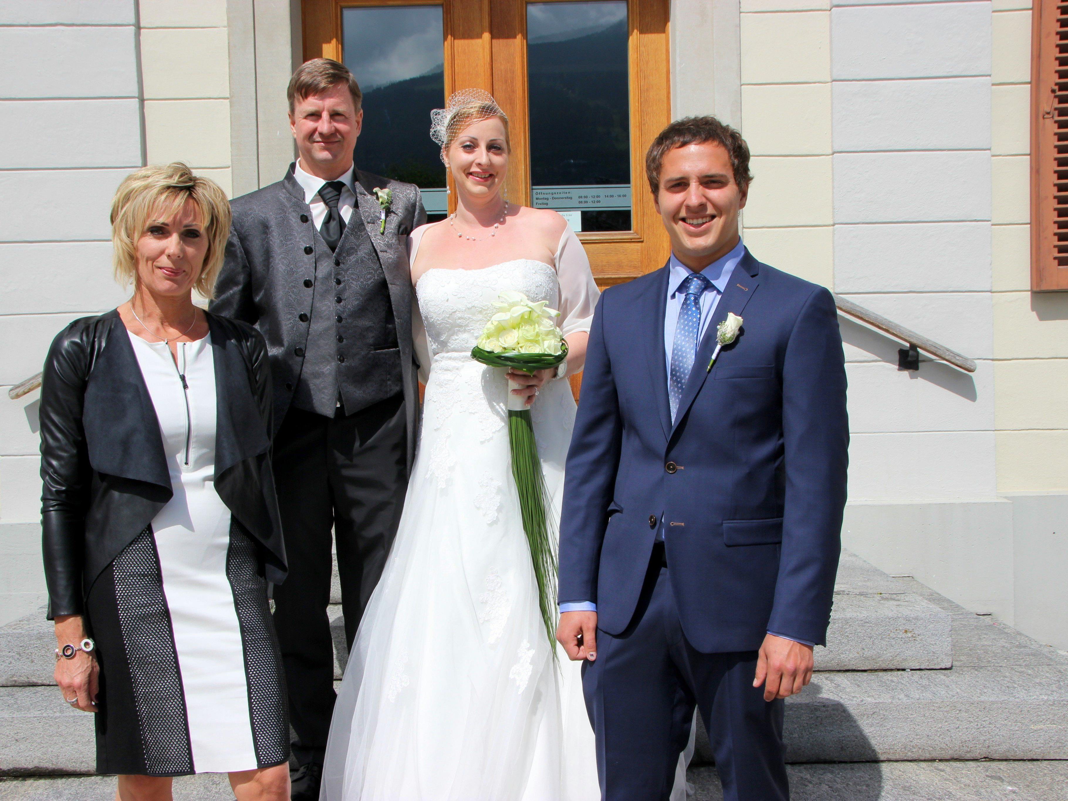 Nina Brandl und Robert Faninger haben am 19. Juni geheiratet.