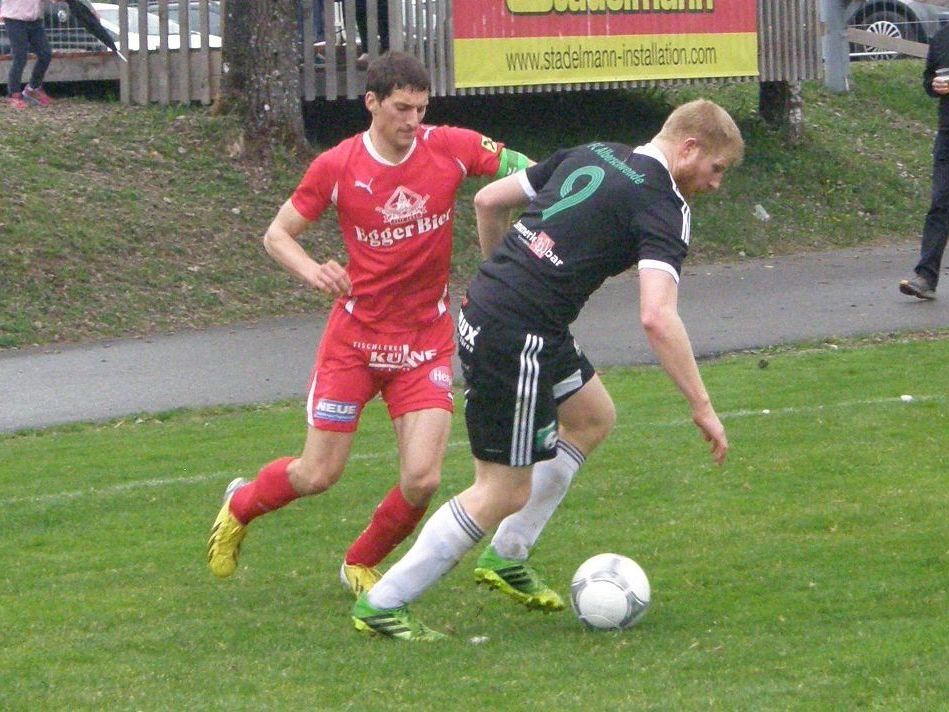 Der Egger Daniel Schneider (li.) und Stefan Betsch sind wichtige Stützen ihrer Teams. Der Egger Daniel Schneider (li.) und Stefan Betsch sind wichtige Stützen ihrer Teams.