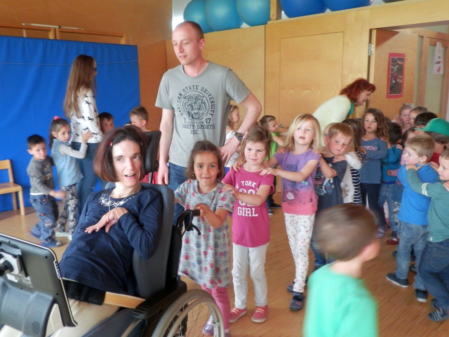 Beim gemeinsamen Spiel hatten alle sichtlich Spaß. Beim gemeinsamen Spiel hatten alle sichtlich Spaß.