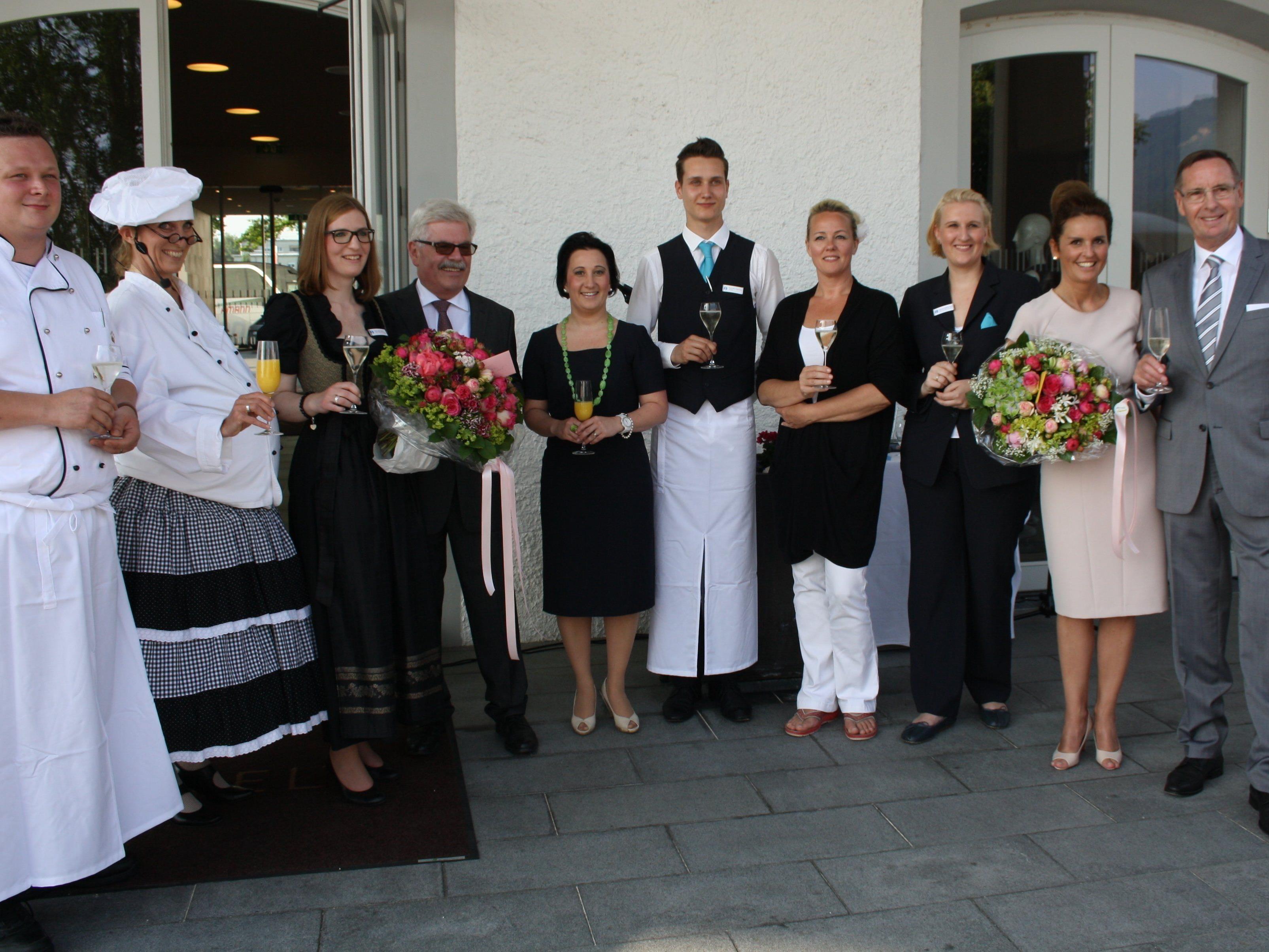 Mit zahlreichen Gästen aus Politik und Wirtschaft, mit Geschäftspartnern und Kunden feierte das Team des „SENTIDO Seehotel am Kaiserstrand“ das fünfjährige Jubiläum.