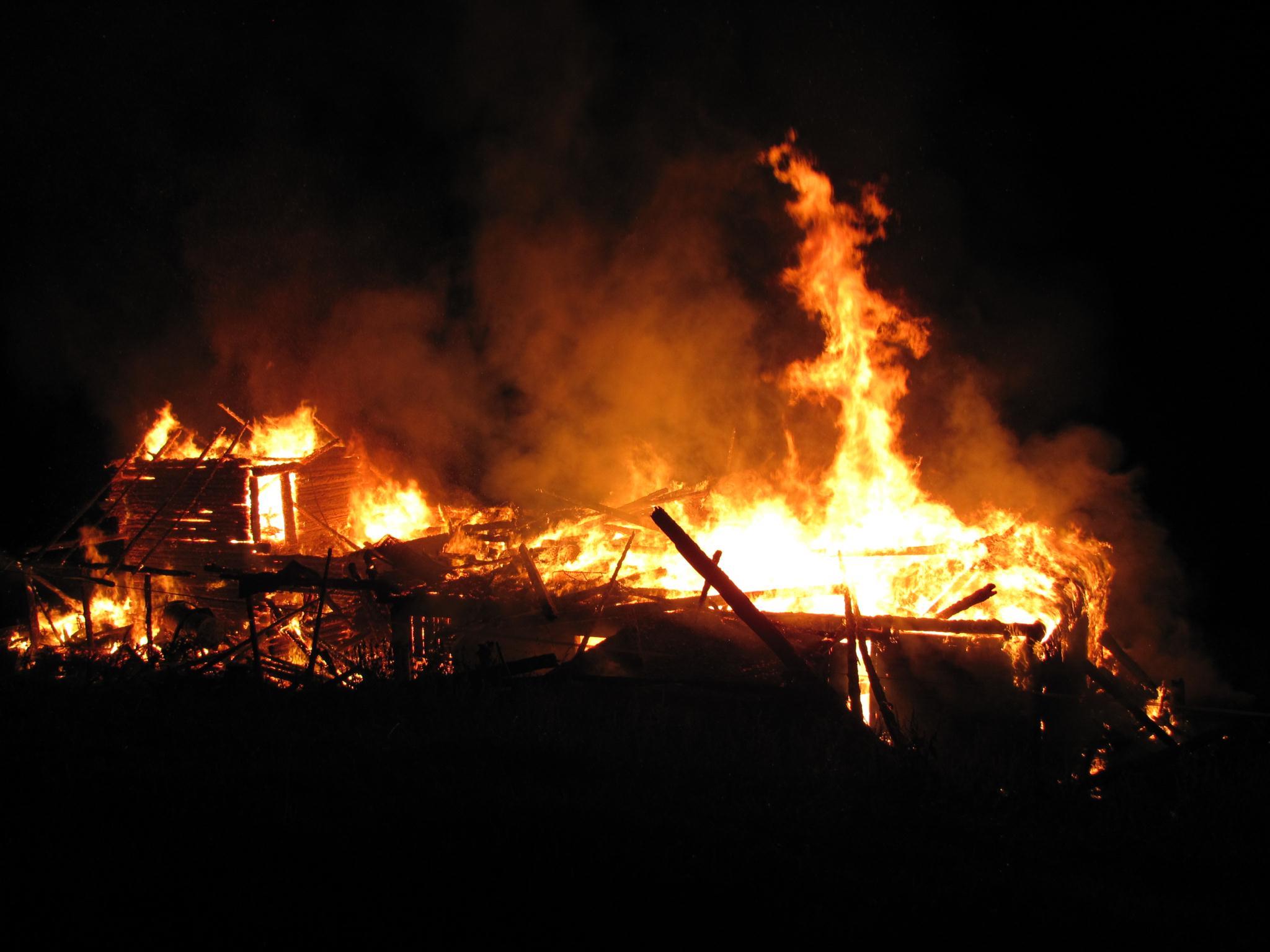 Hütte brannte komplett nieder.