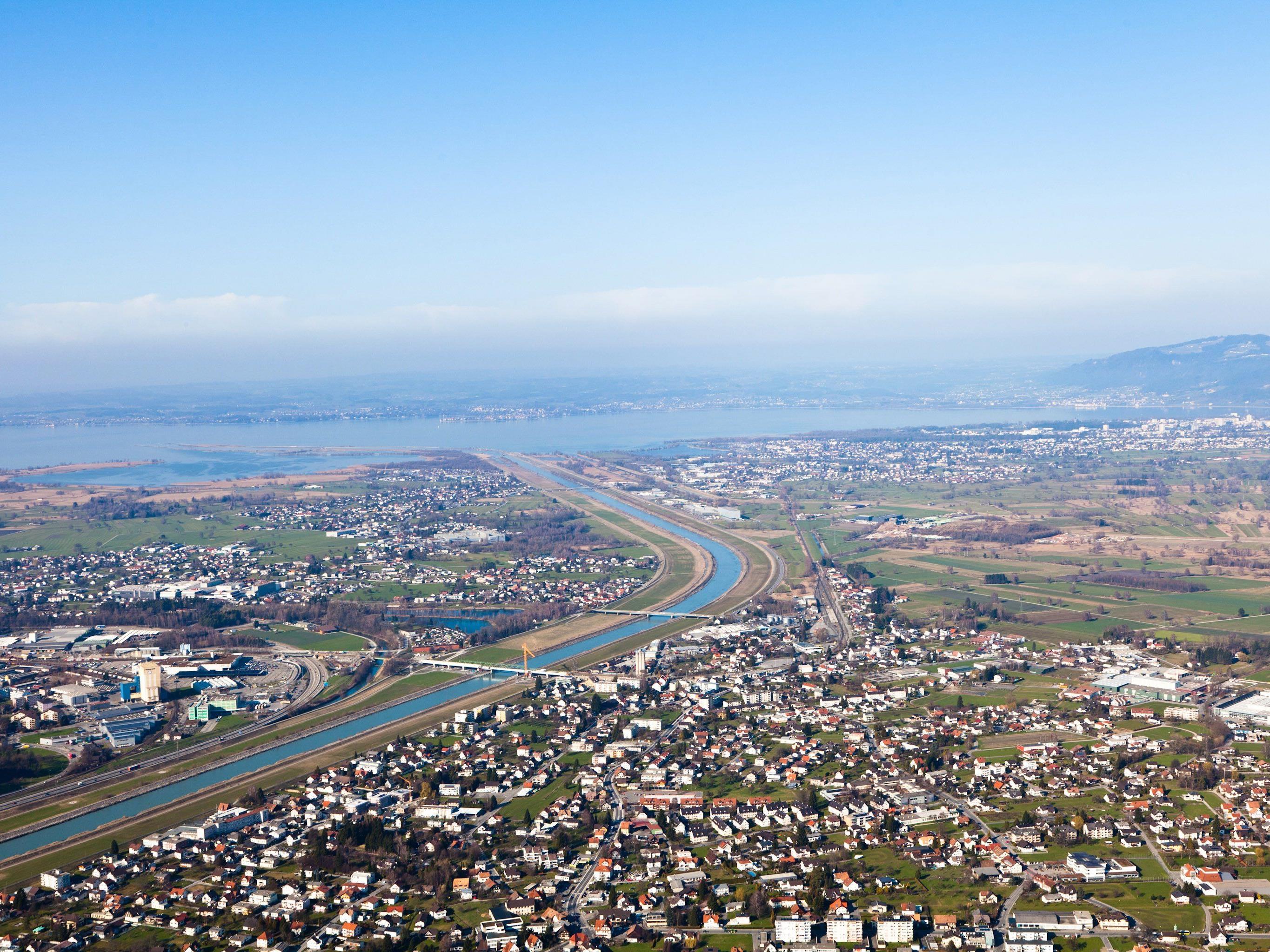 Bereits ab August 2015 werden am Rhein im Bereich Höchst, Fußach und Hard Maßnahmen gesetzt.