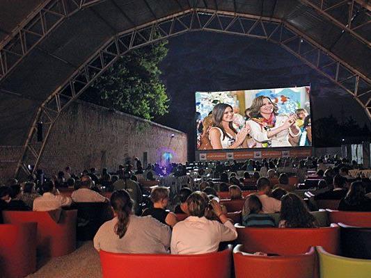 Spannende Filmkost bei jedem Wetter bietet das Kino im Schloss auch 2015 wieder