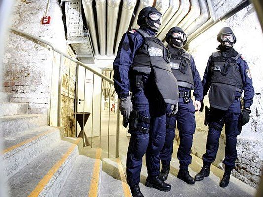 Die Polizei wurde zu einem Familienstreit in Leopoldstadt gerufen Die Polizei wurde zu einem Familienstreit in Leopoldstadt gerufen