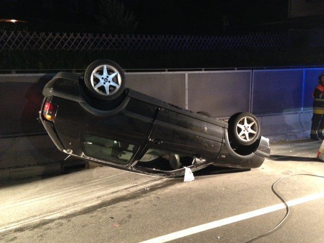 In der Nacht auf Donnerstag ereignete sich in Hohenems ein Unfall. In der Nacht auf Donnerstag ereignete sich in Hohenems ein Unfall.