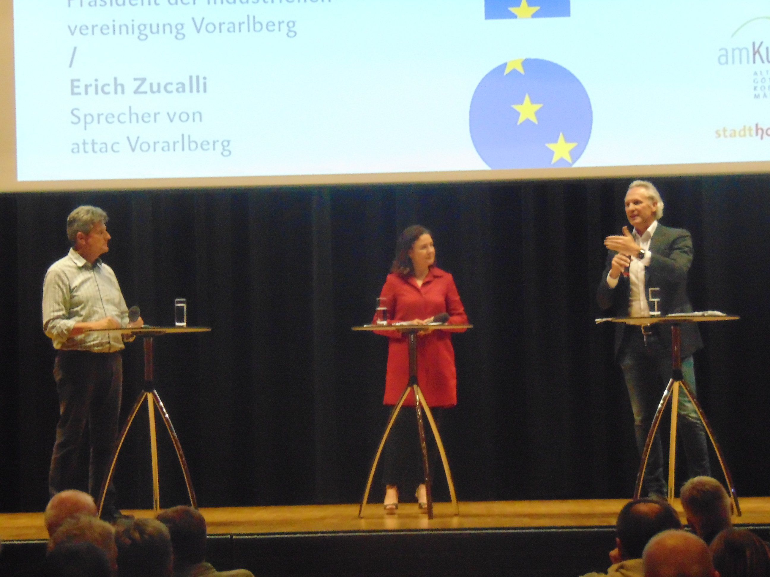 Über das Freihandelsabkommen TTIP wurde heiß diskutiert Über das Freihandelsabkommen TTIP wurde heiß diskutiert