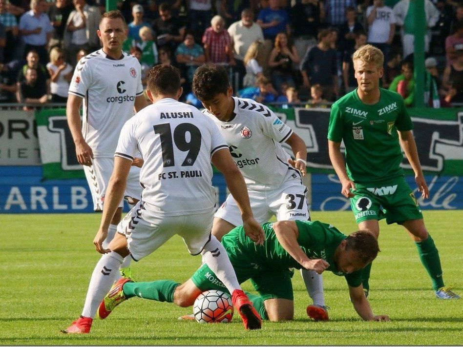 Führt schon Regie im Austria-Spiel: Der Nürnberger Julian Wießmeier. Führt schon Regie im Austria-Spiel: Der Nürnberger Julian Wießmeier.