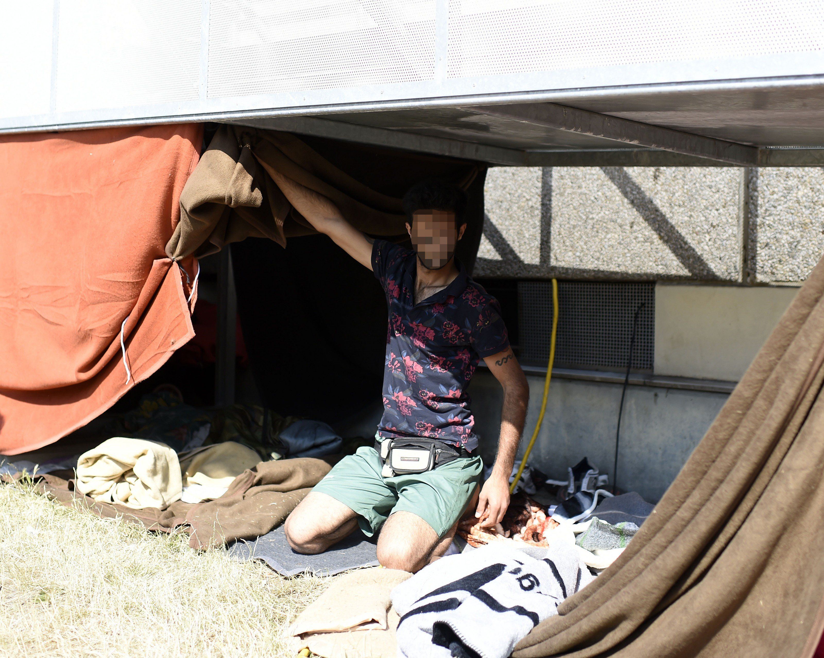 Traiskirchen: Trotzdem weiter Flüchtlinge ohne Dach über dem Kopf. Traiskirchen: Trotzdem weiter Flüchtlinge ohne Dach über dem Kopf.