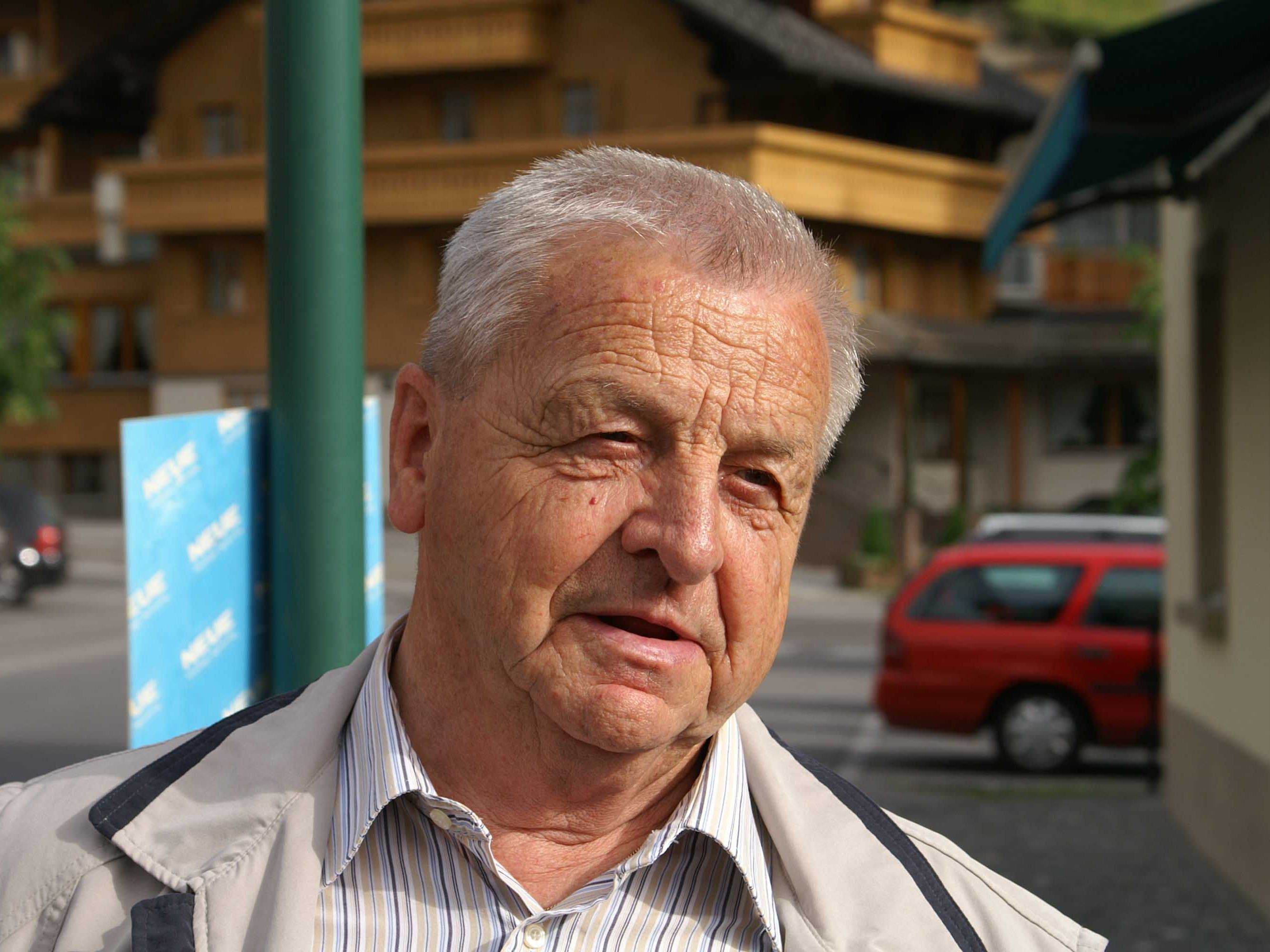 Das Montafon trauert um den ehemaligen Bürgermeister Eduard Bitschnau (*30. Mai 1927 bis †28. Juni 2015) aus Tschagguns. Das Montafon trauert um den ehemaligen Bürgermeister Eduard Bitschnau (*30. Mai 1927 bis †28. Juni 2015) aus Tschagguns.