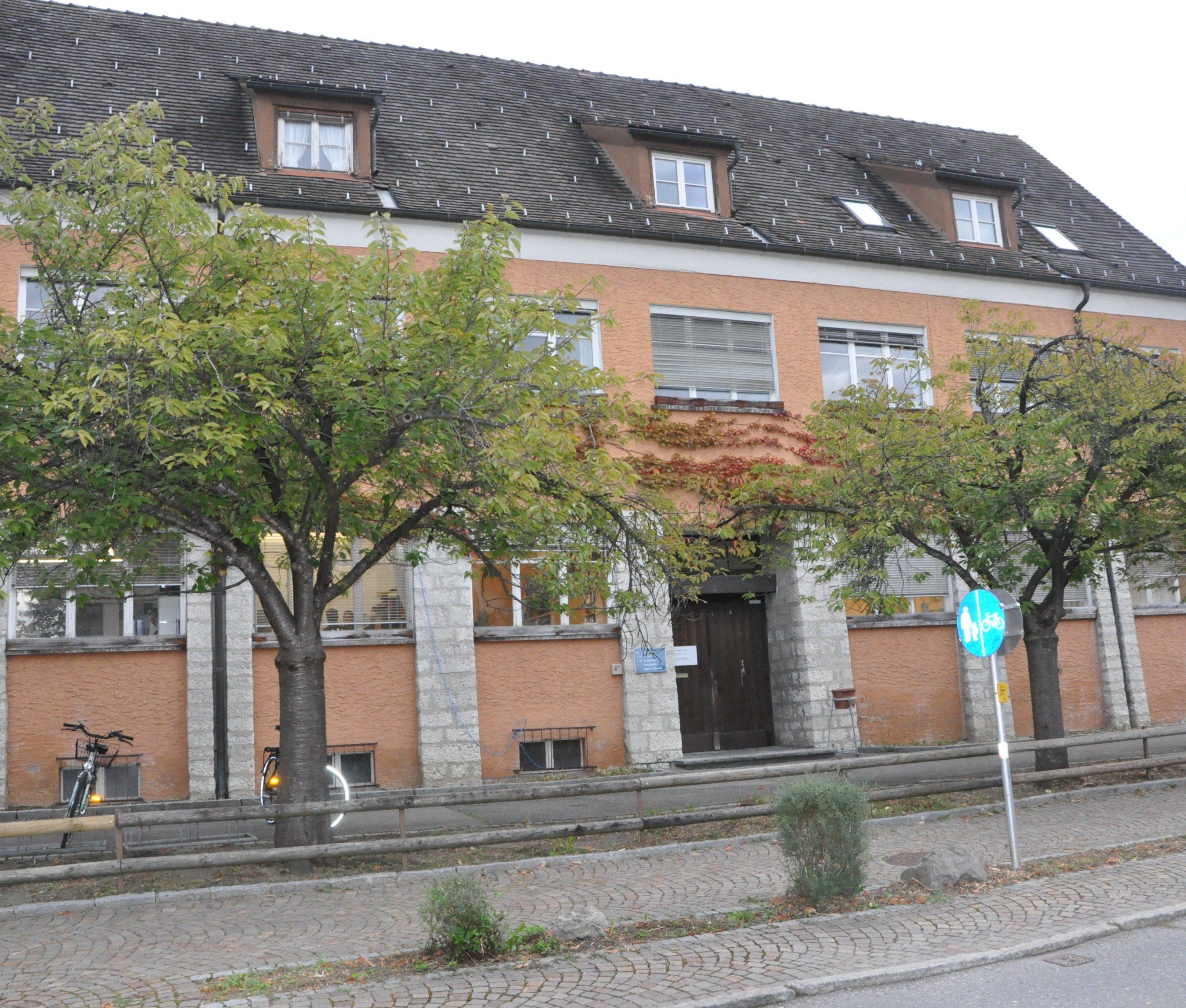 Keine Einigung in Sachen Rechnungsabschluß 2014 in der Zwischenwässler Gemeindestube. Keine Einigung in Sachen Rechnungsabschluß 2014 in der Zwischenwässler Gemeindestube.