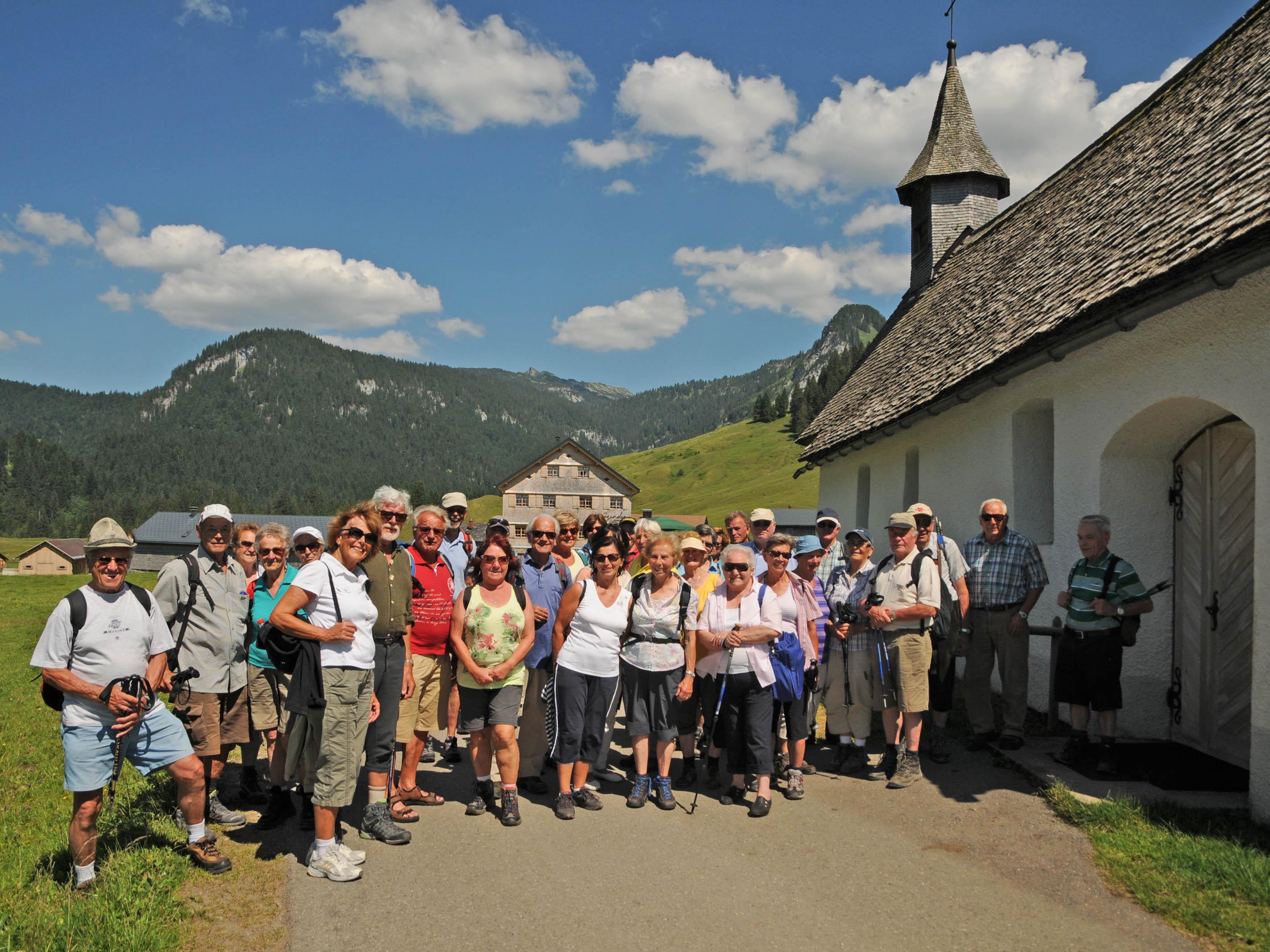 Wandergruppe in Schönenbach