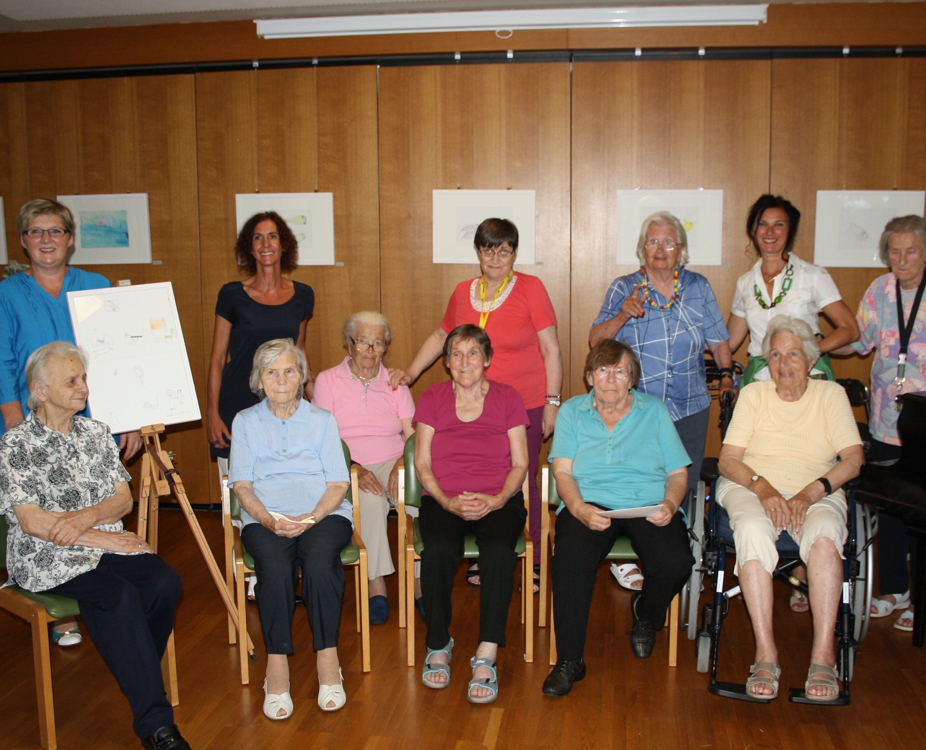 Viel Applaus und lobende Anerkennung begleiteten die Vernissage der Montagsmalgruppe (Bild) im Jesuheim Oberlochau. Viel Applaus und lobende Anerkennung begleiteten die Vernissage der Montagsmalgruppe (Bild) im Jesuheim Oberlochau.