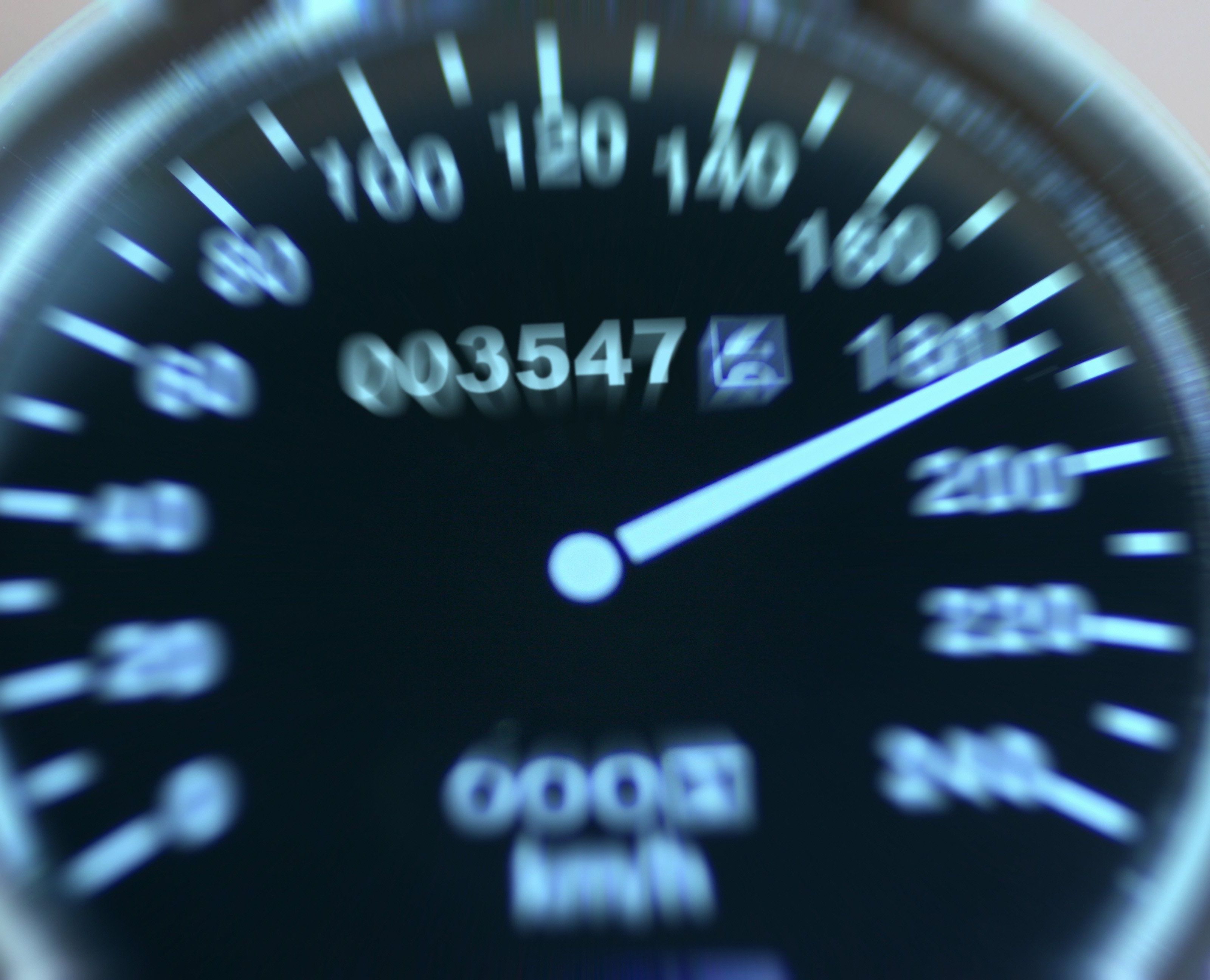Aus Liebeskummer mit 160 km/h durch Pinzgau Aus Liebeskummer mit 160 km/h durch Pinzgau