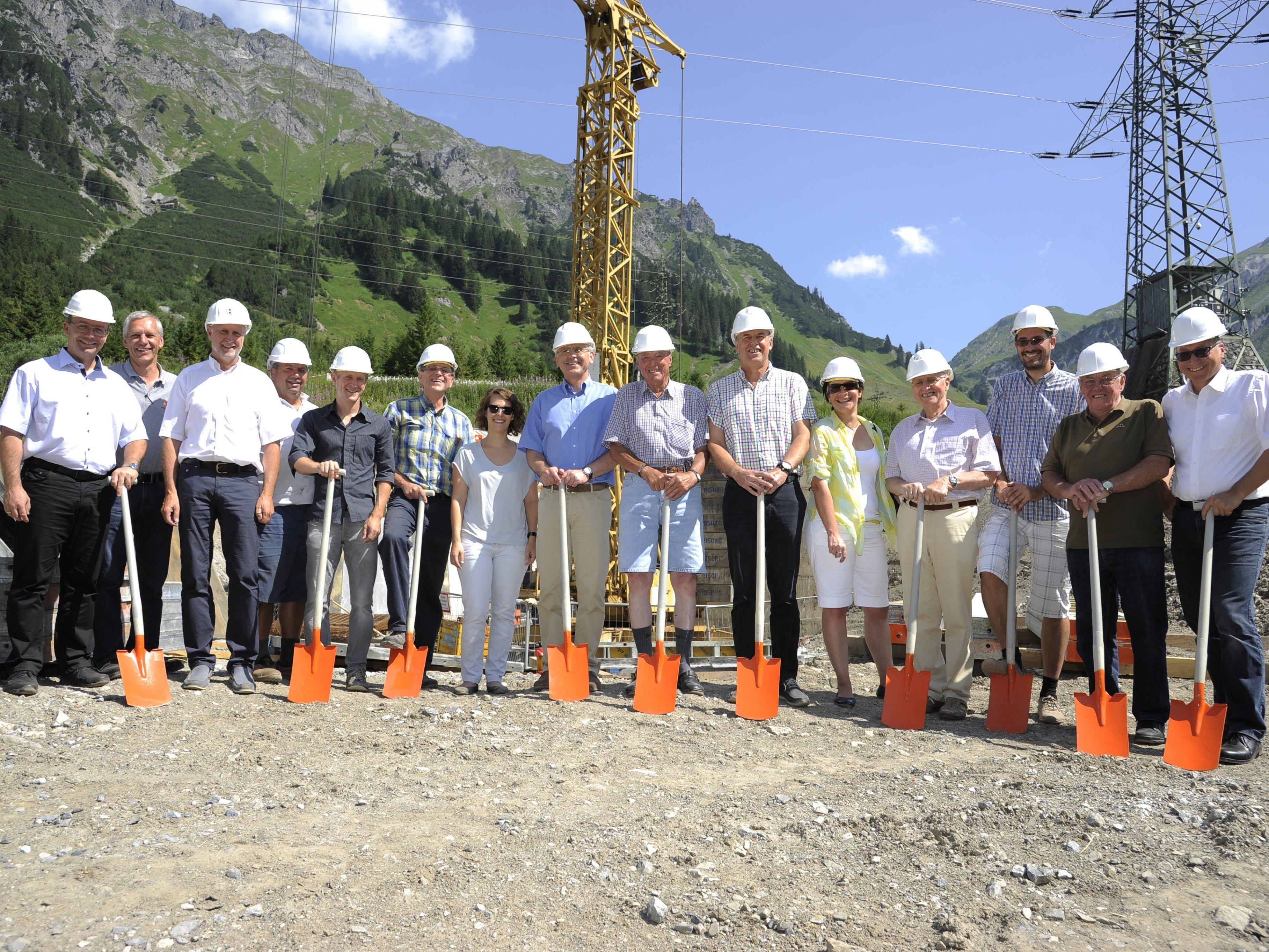 Spatenstich für Kleinwasserkraftwerk Stubenbach erfolgt.