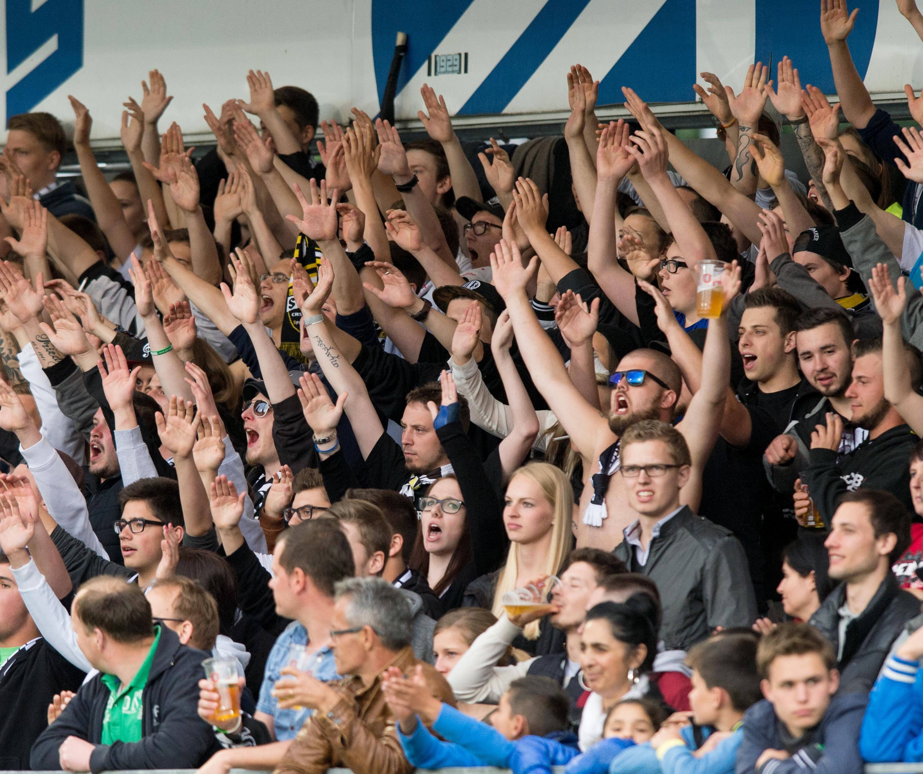 Das Rückspiel findet am 6. August statt. Das Rückspiel findet am 6. August statt.