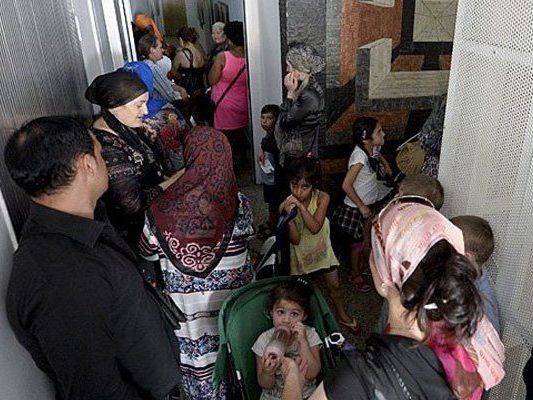 Rund 50 Mädchen sind ohne Begleitung im Traiskirchner Flüchtlingszentrum. Rund 50 Mädchen sind ohne Begleitung im Traiskirchner Flüchtlingszentrum.