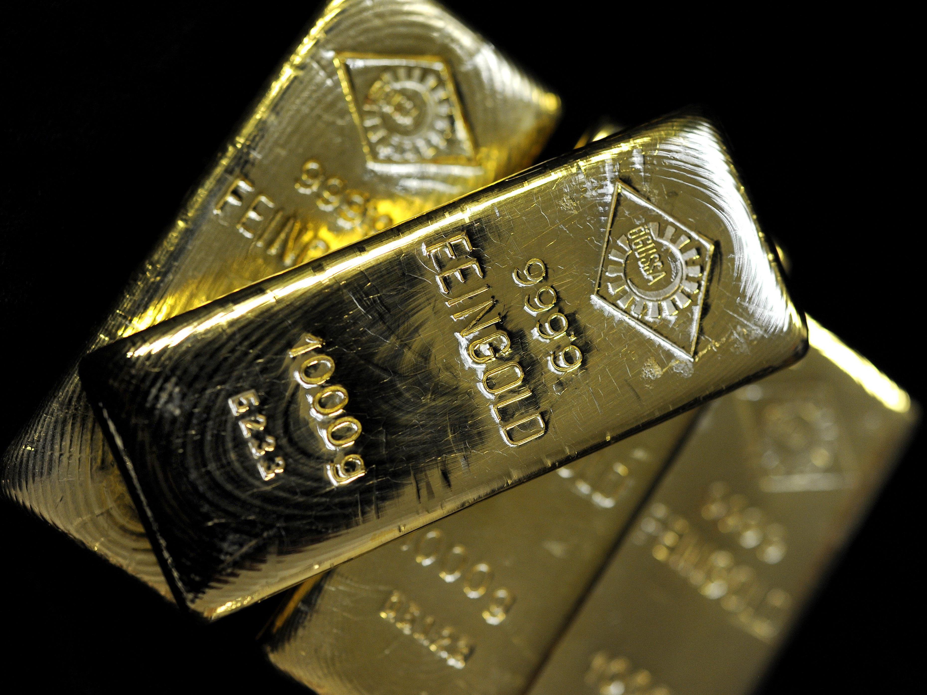 Goldpreis sinkt auf tiefsten Stand seit fünf Jahren.